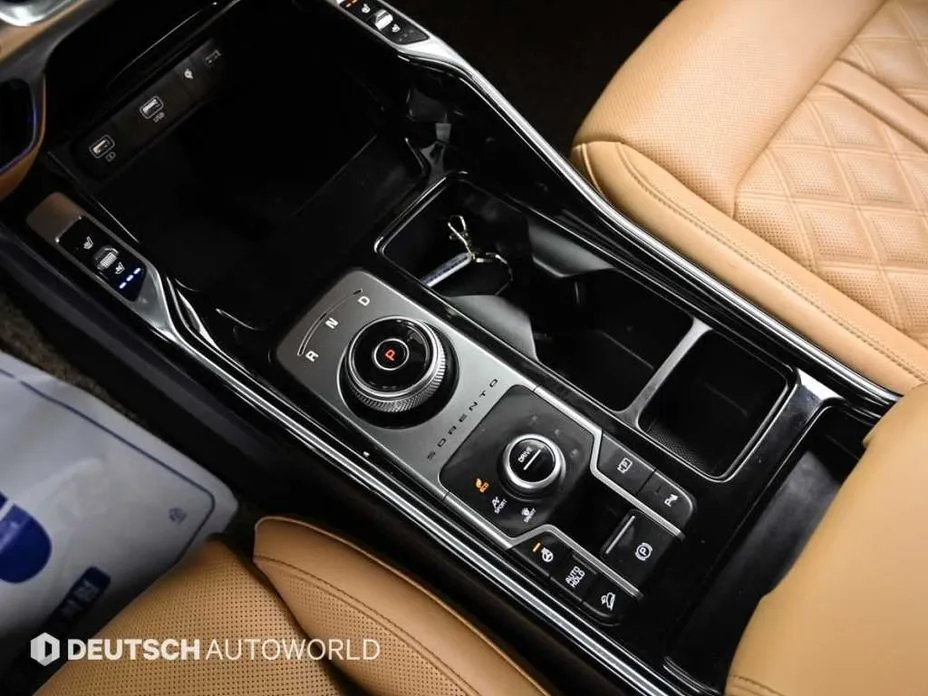 Kia Sorento — фото 9