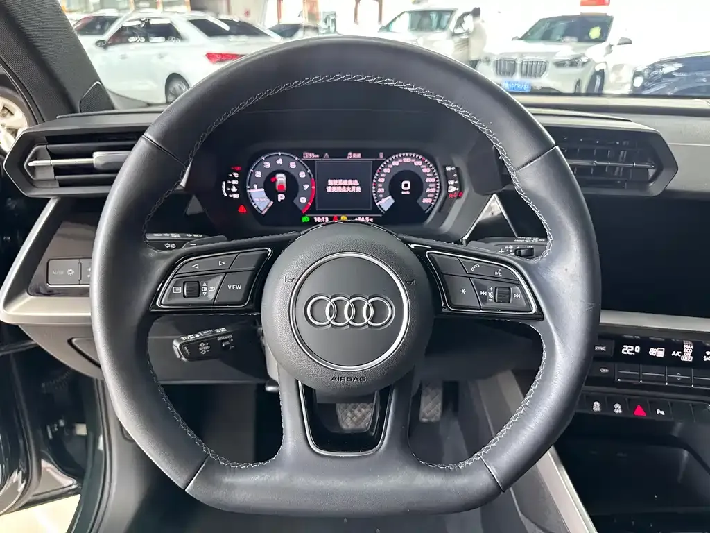 Audi A3 — фото 3