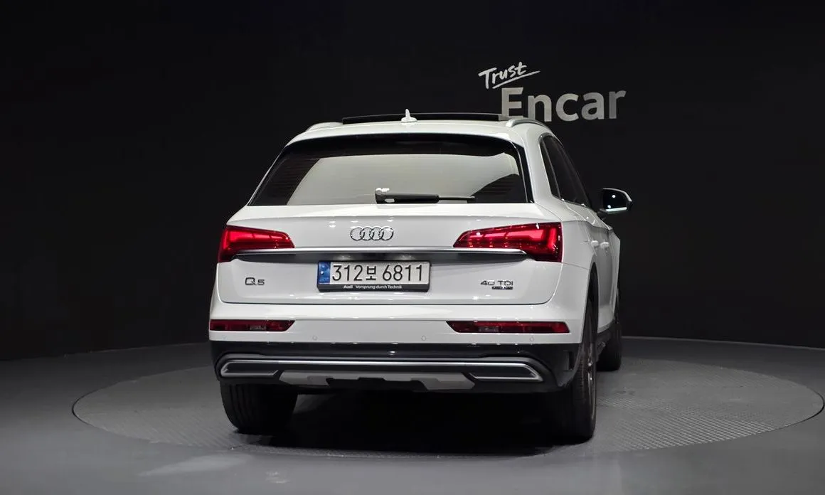 Audi Q5 2022 из KR, фото 5