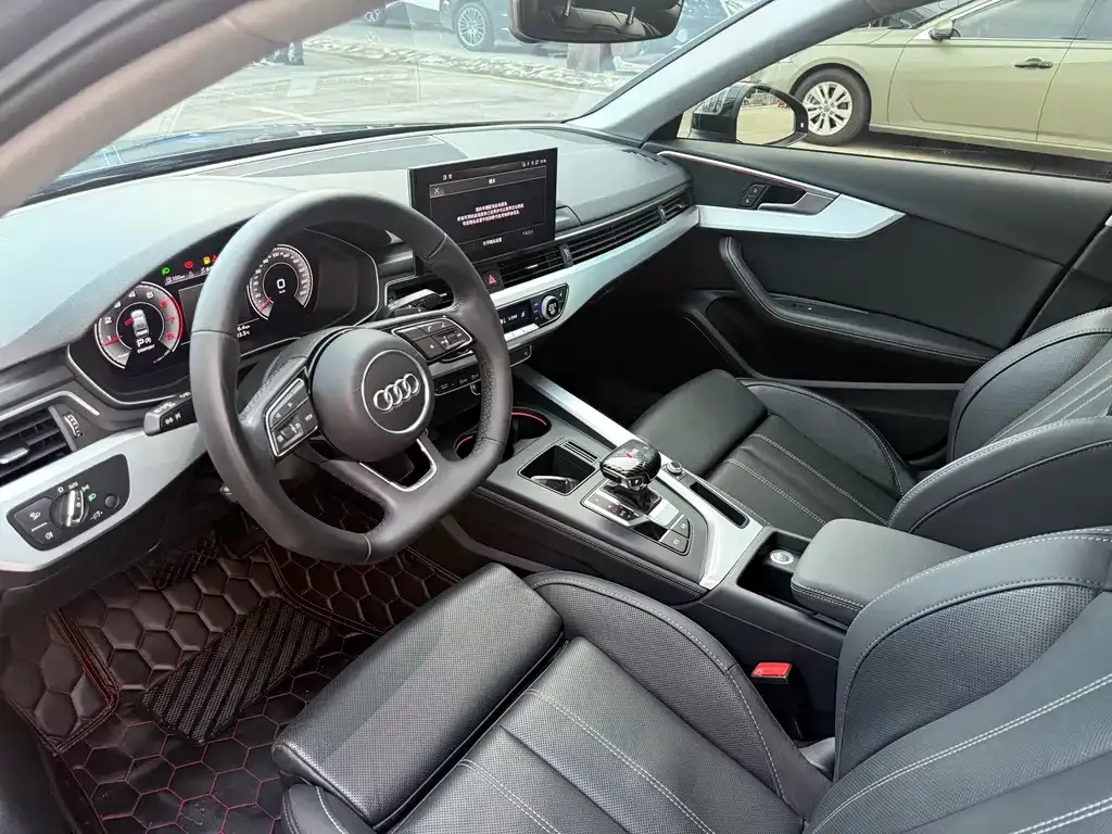 Audi A4L — фото 8