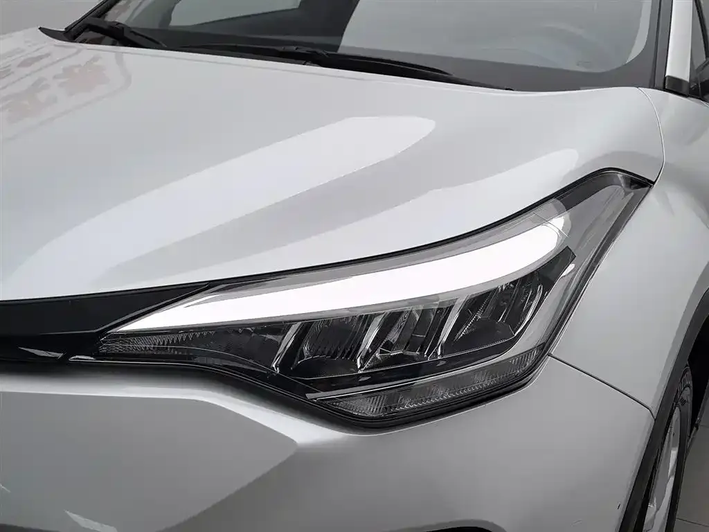 Toyota C-HR 2022 из CN, фото 8