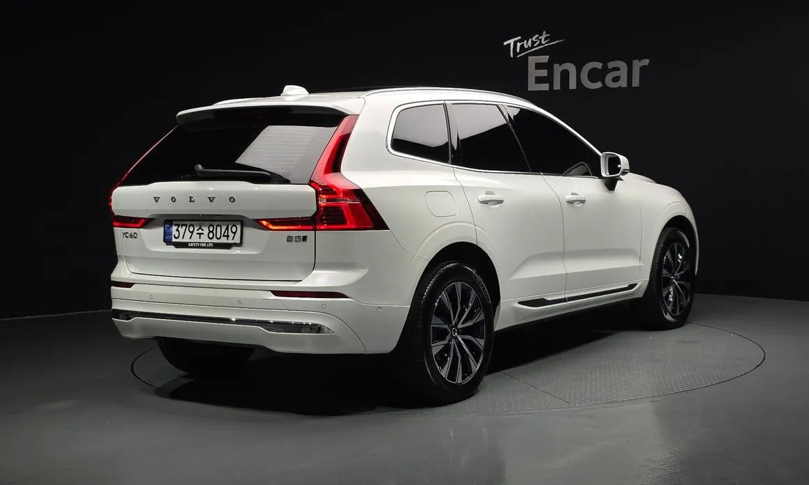 Volvo XC60 2025 из KR, фото 3