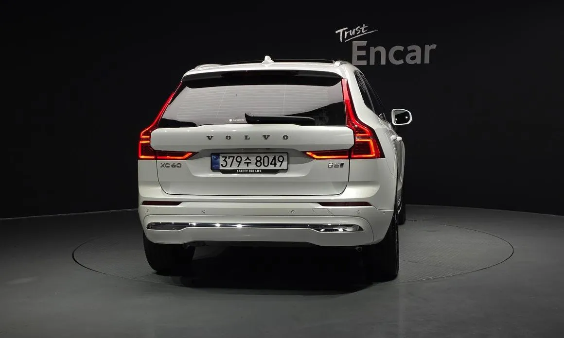 Volvo XC60 2025 из KR, фото 8