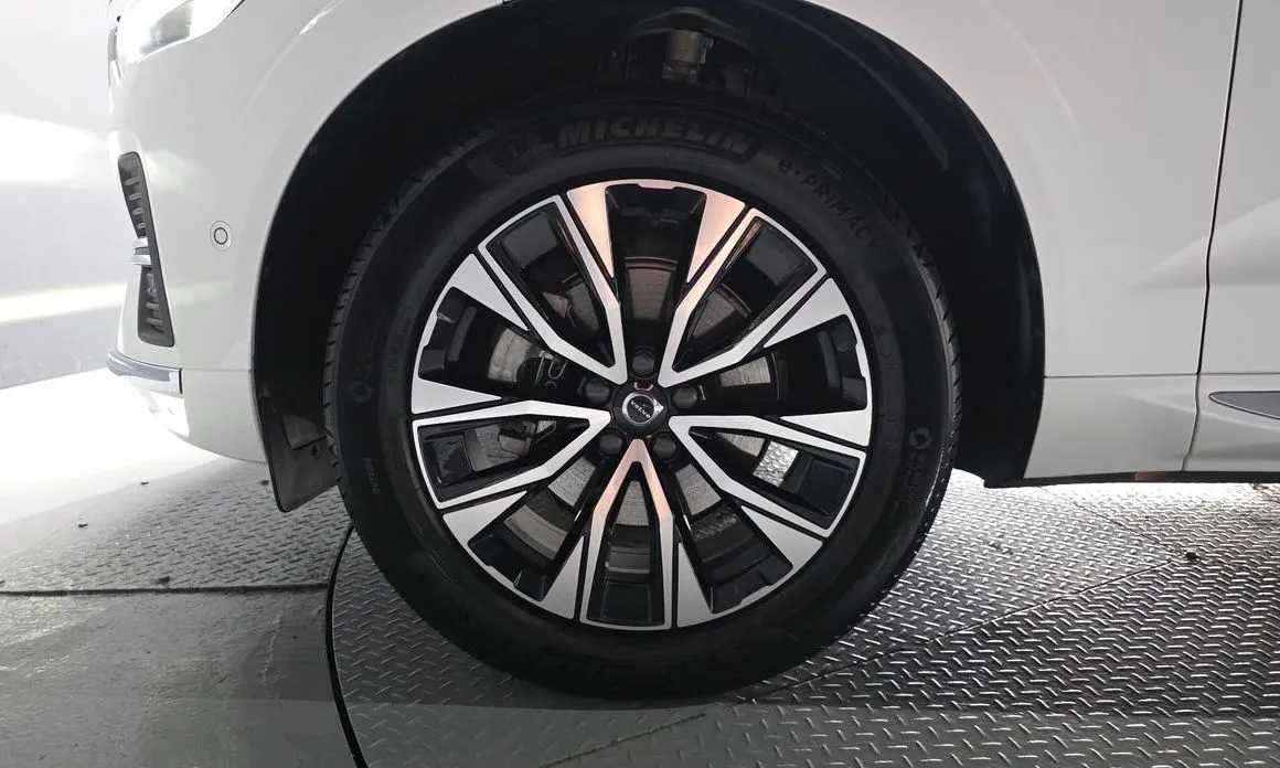 Volvo XC60 2025 из KR, фото 4