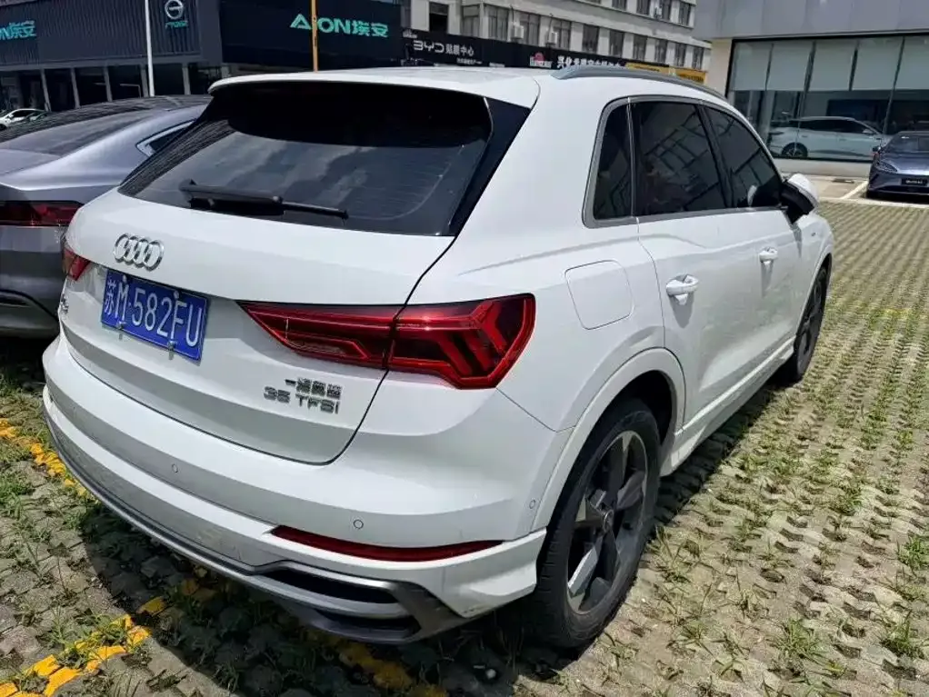 Audi Q3 — фото 2