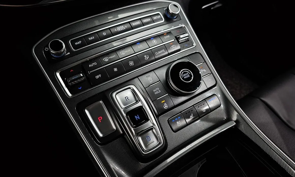 Hyundai Santafe — фото 2