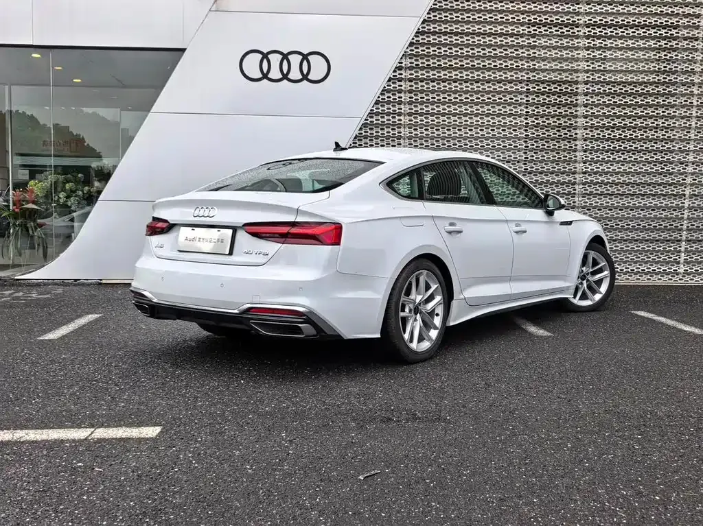 Audi A5 (Import) — фото 9