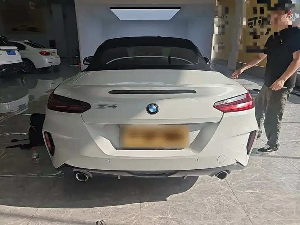 BMW Z4 — фото 5