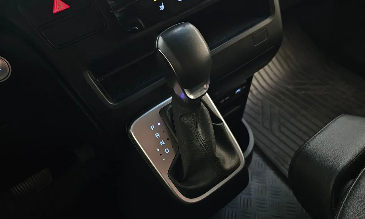Hyundai Staria — фото 6
