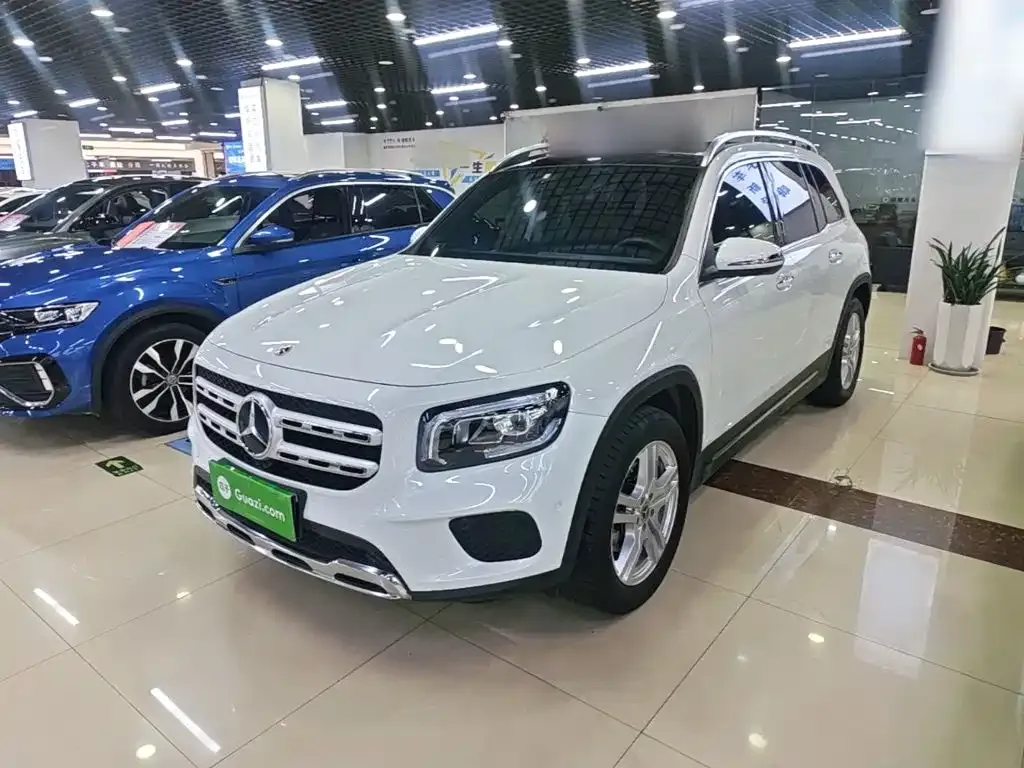 Mercedes-Benz GLB — фото 4