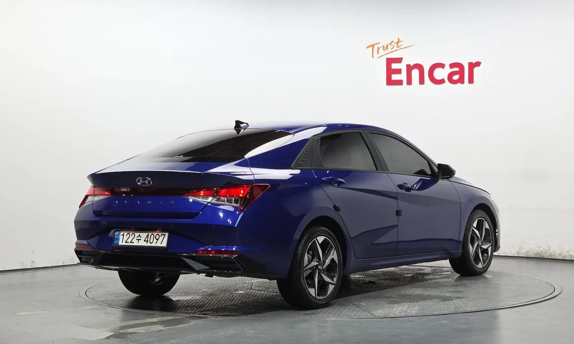 Hyundai AVANTE 2023 из KR, фото 4