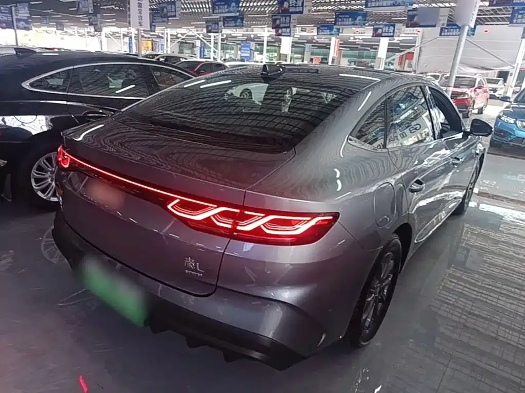 BYD Qin L — фото 8