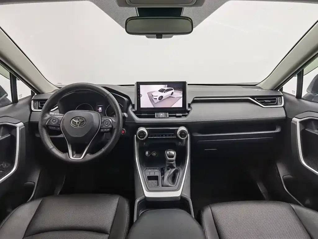 Toyota RAV4 — фото 9