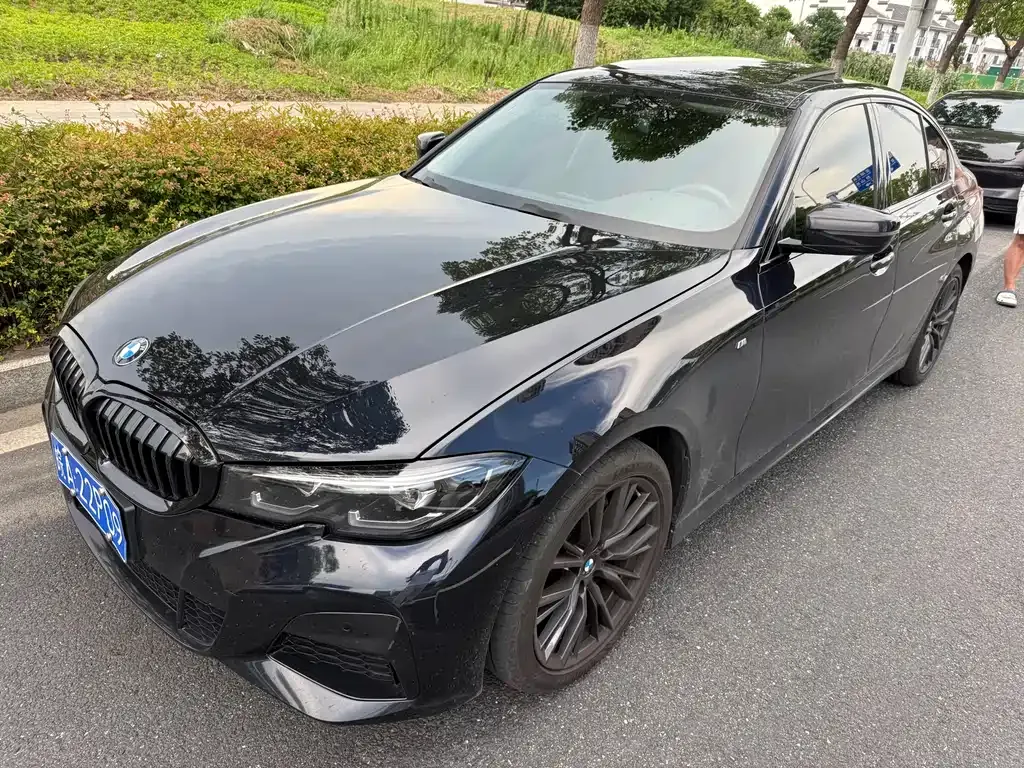 BMW 3 Series — фото 1