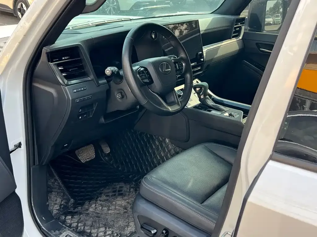 Lexus GX 2024 из CN, фото 9