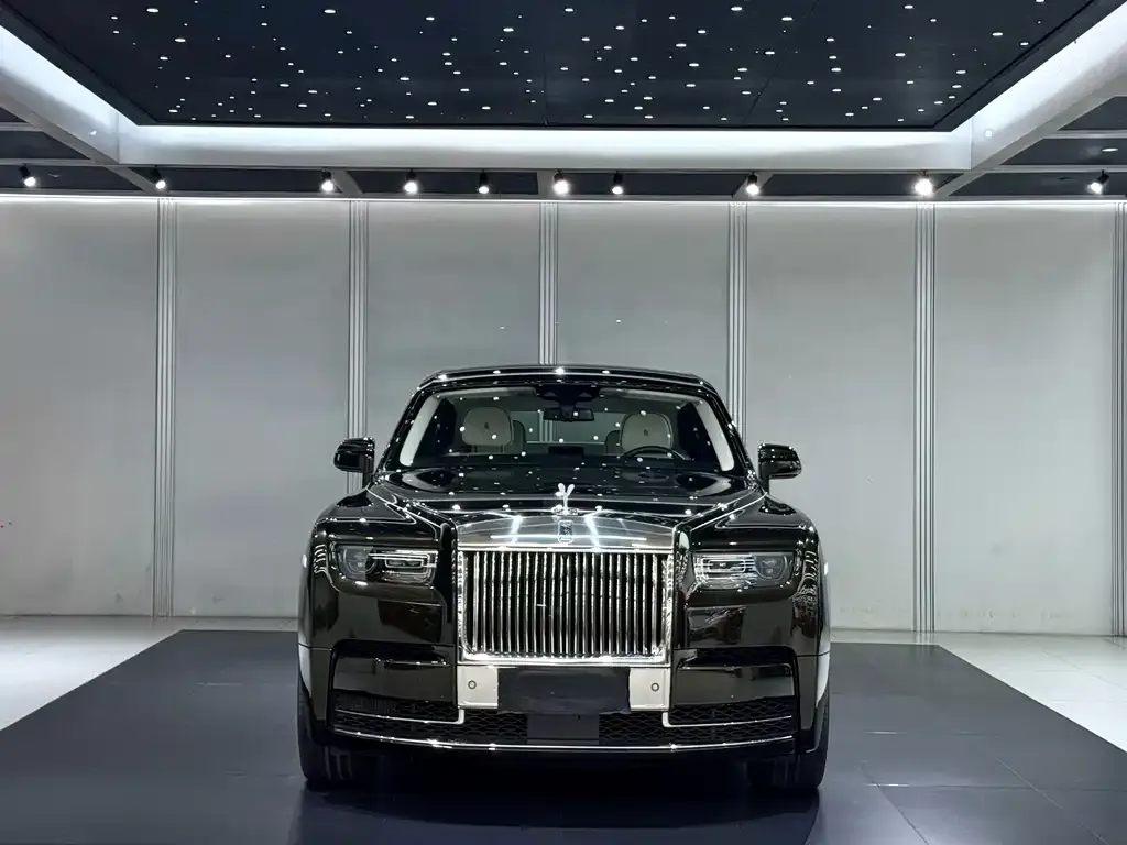Rolls-Royce Phantom — фото 1