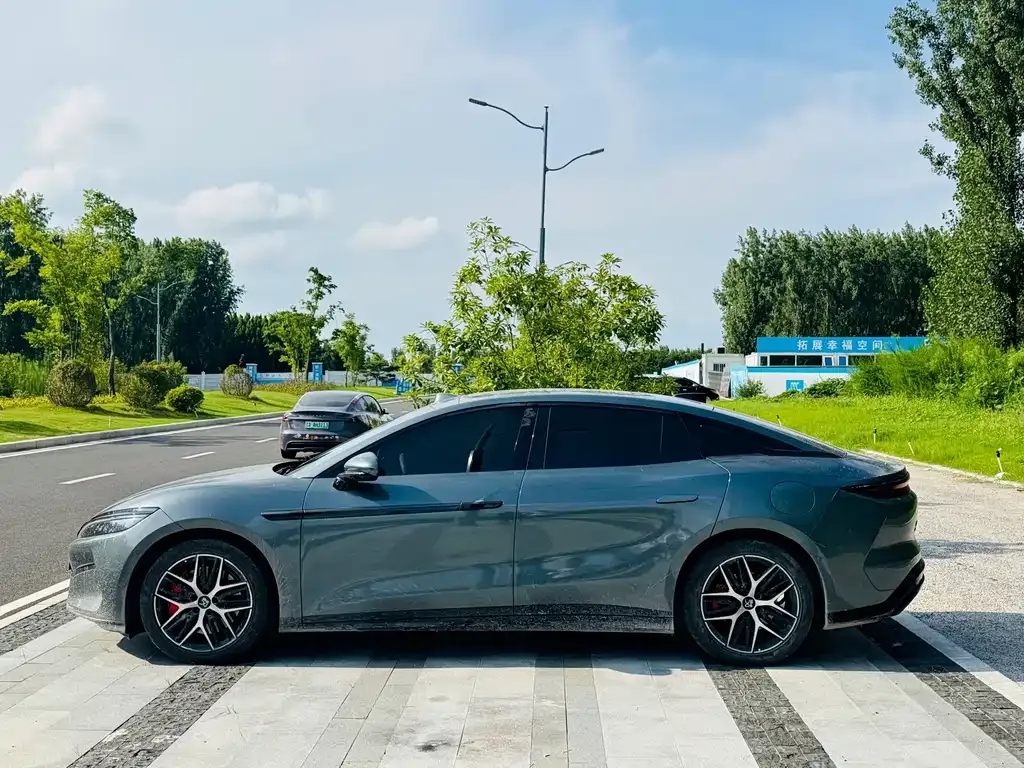 BYD Han L 2025 из CN, фото 7
