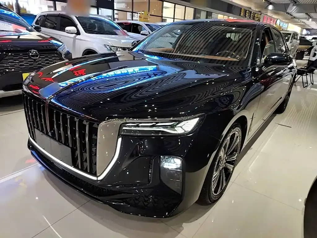 Hongqi H9 — фото 1