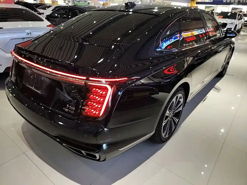 Hongqi H9 — фото 3