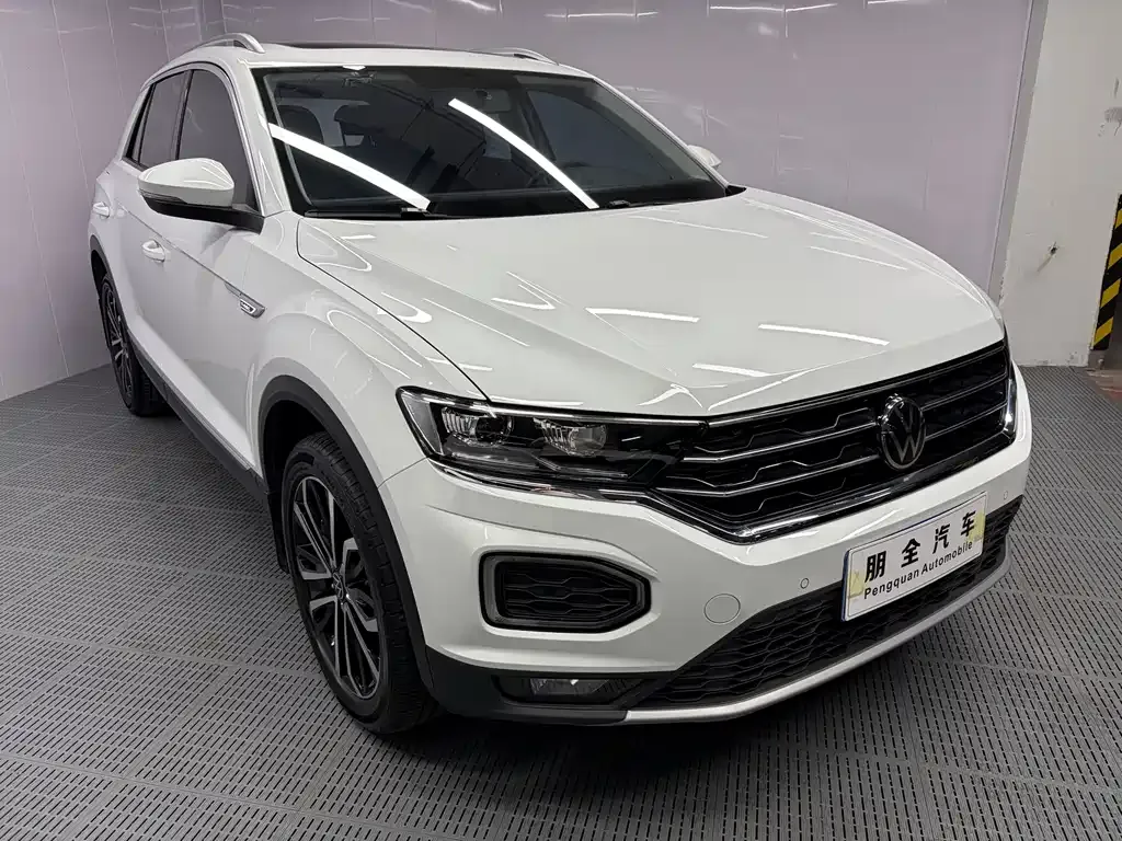 Volkswagen T-Roc — фото 5