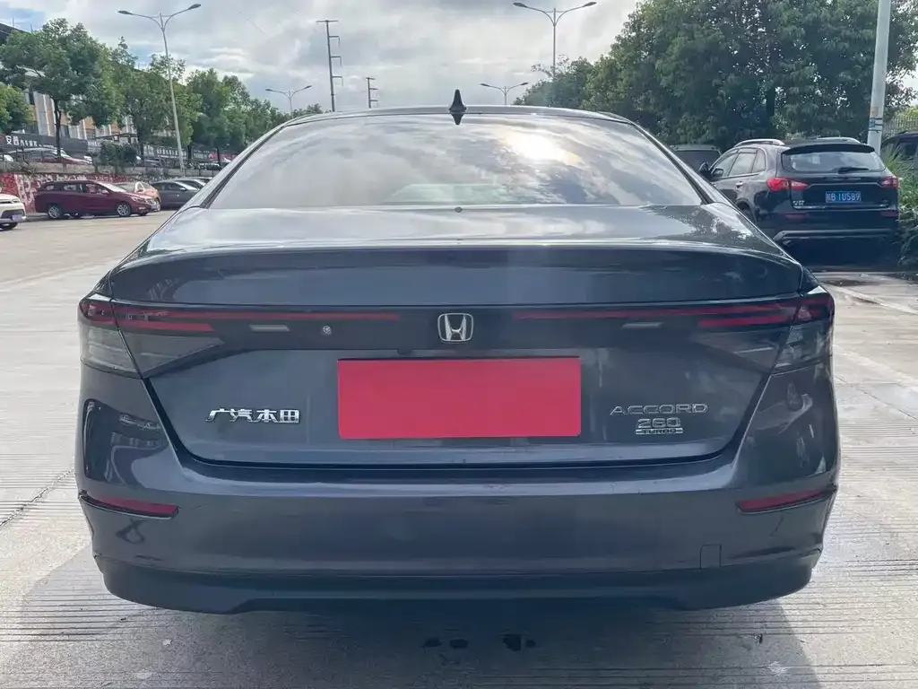 Honda Accord 2024 из CN, фото 10