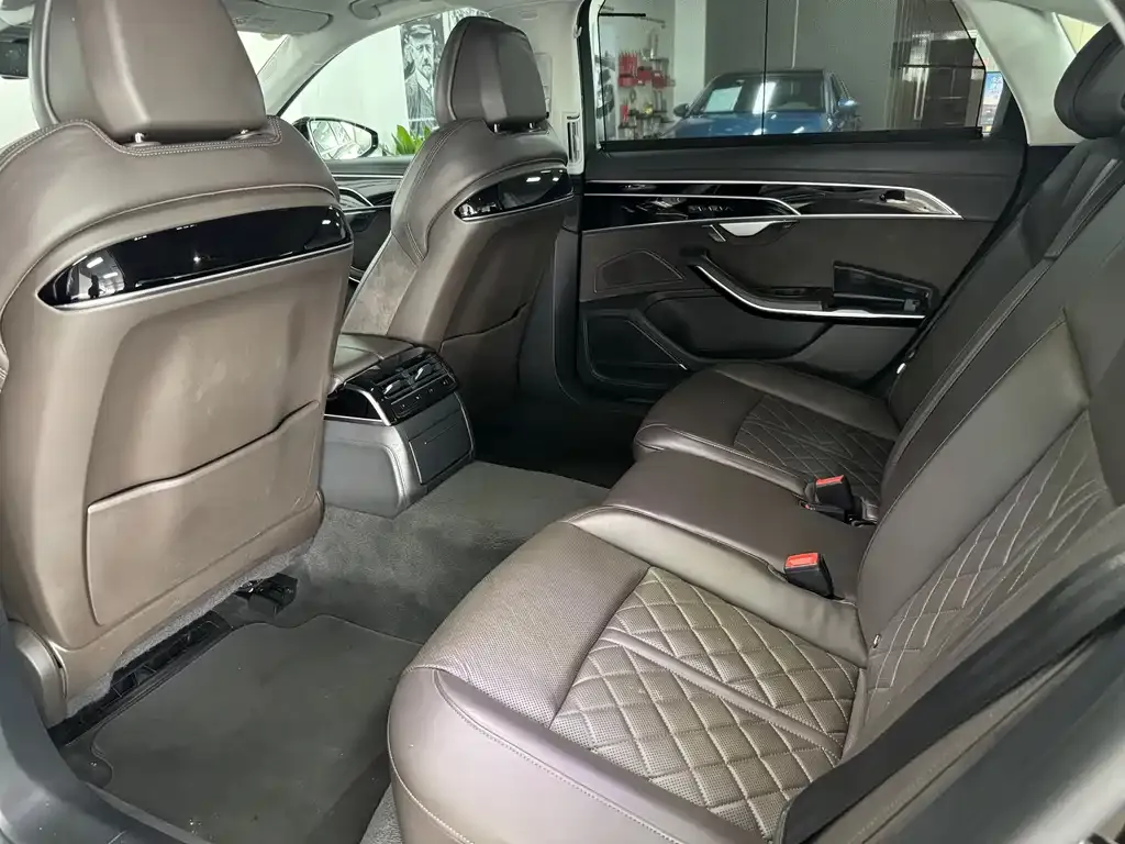 Audi A8 New Energy — фото 7