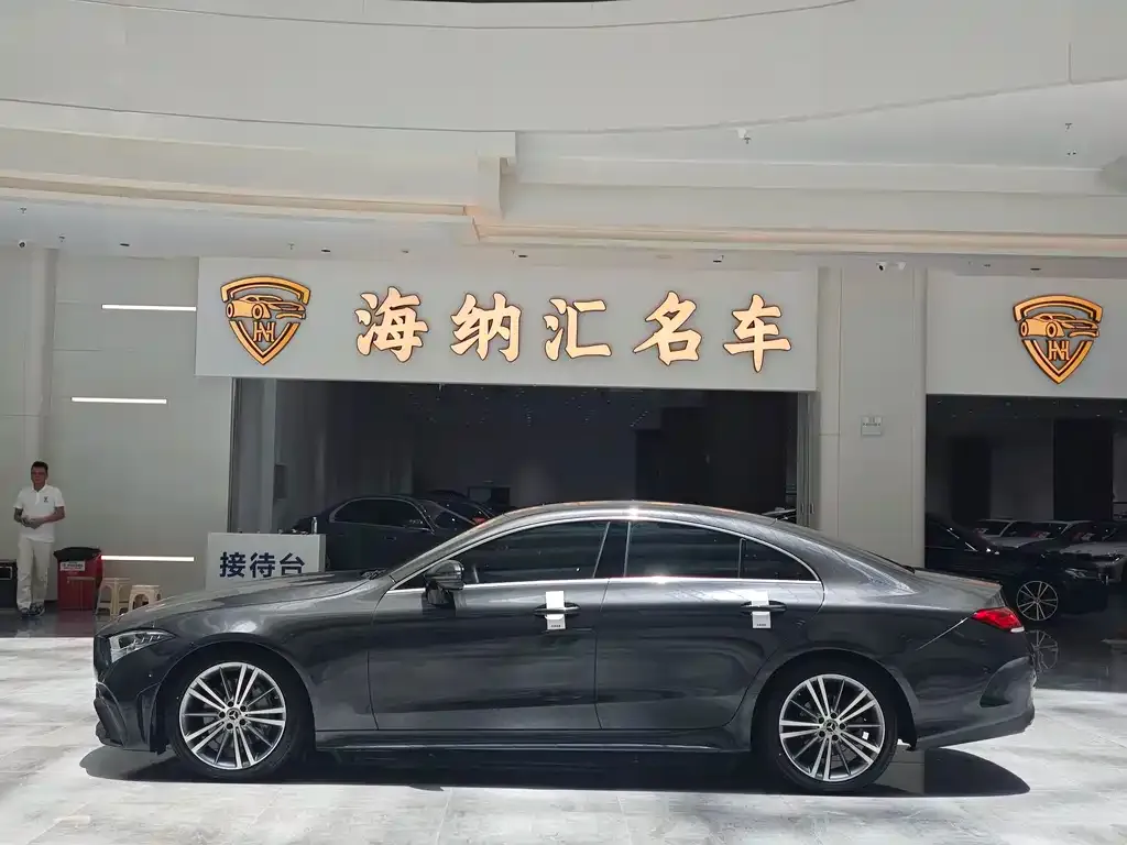 Mercedes-Benz CLS — фото 4