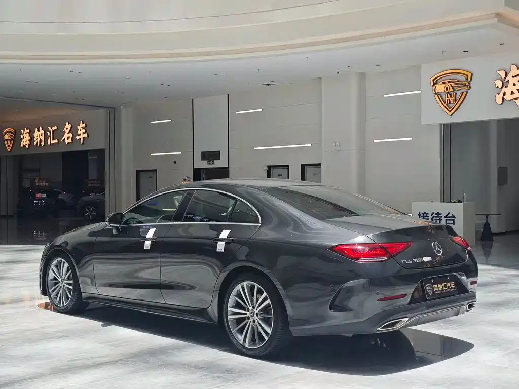Mercedes-Benz CLS — фото 2