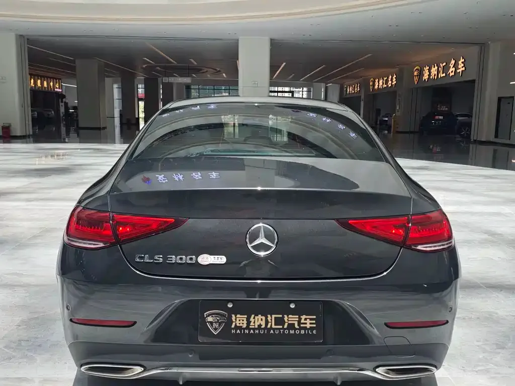 Mercedes-Benz CLS — фото 6