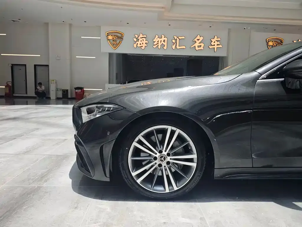 Mercedes-Benz CLS — фото 9