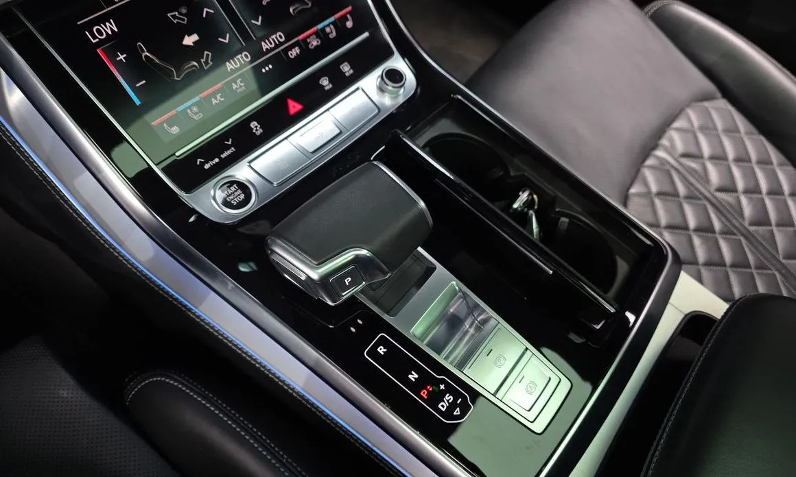 Audi Q8 2022 из KR, фото 10