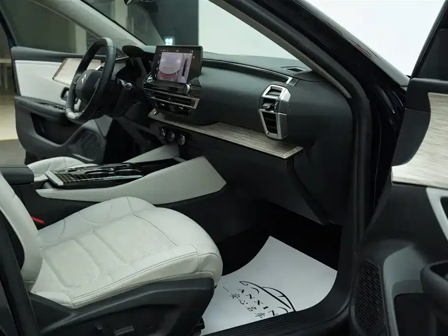 Citroen C5 X 2024 из CN, фото 8