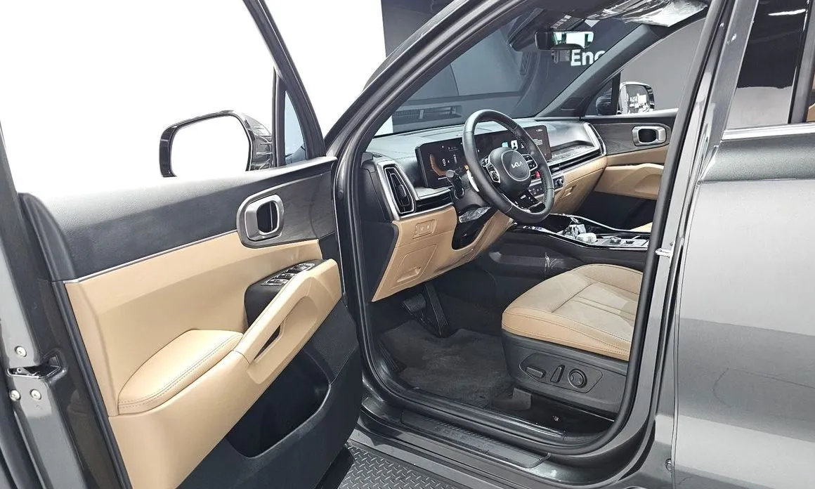 Kia Sorento — фото 6