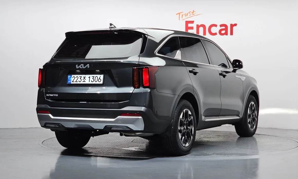 Kia Sorento — фото 3