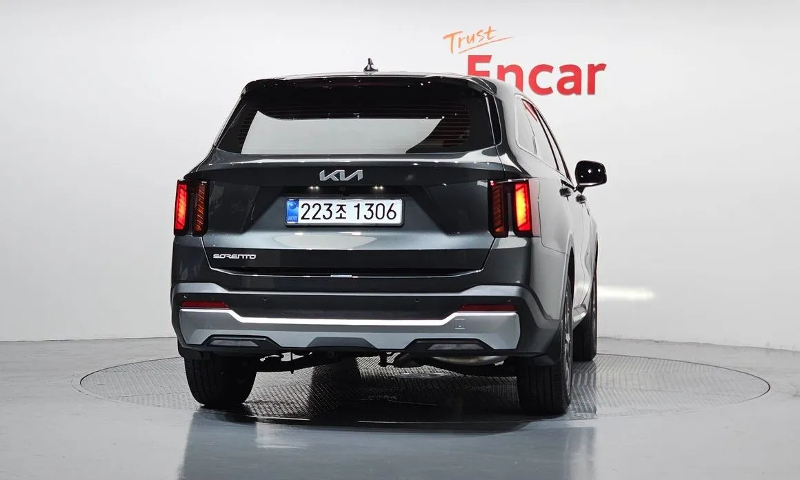 Kia Sorento — фото 4