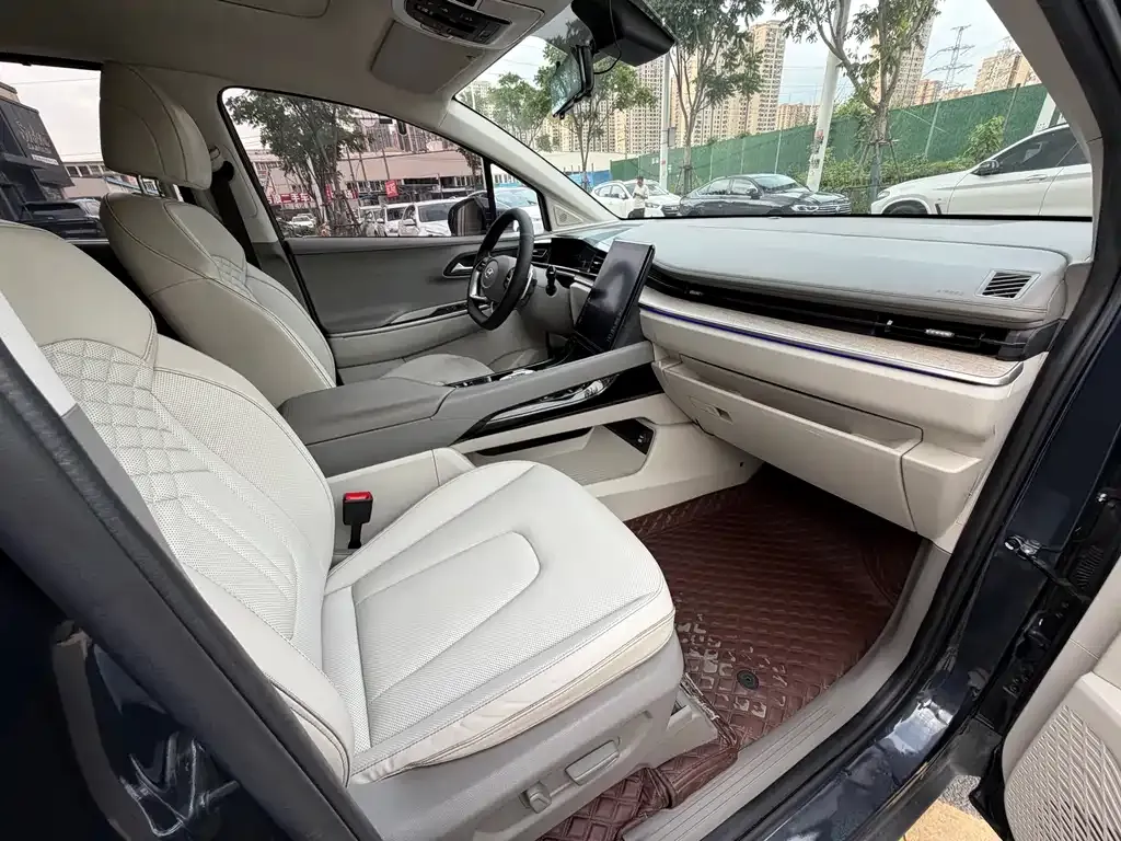 Hyundai Custo — фото 9
