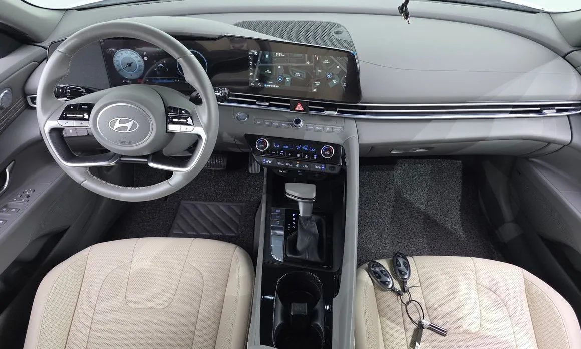 Hyundai AVANTE — фото 2