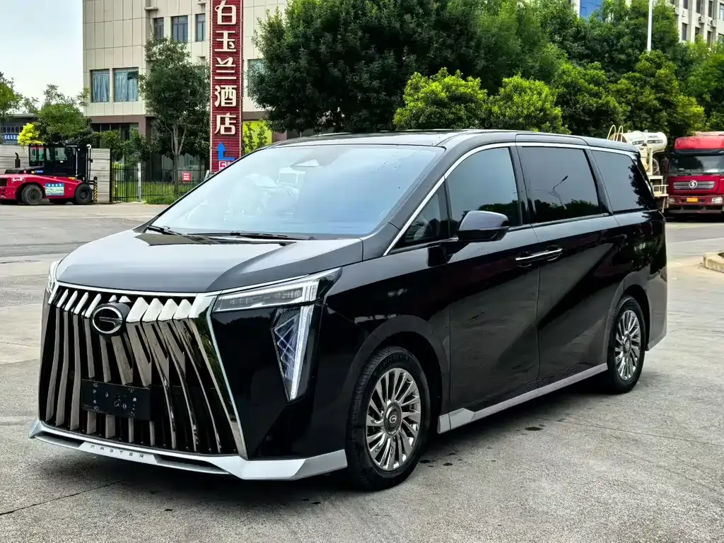GAC Motor Trumpchi M8 — фото 1