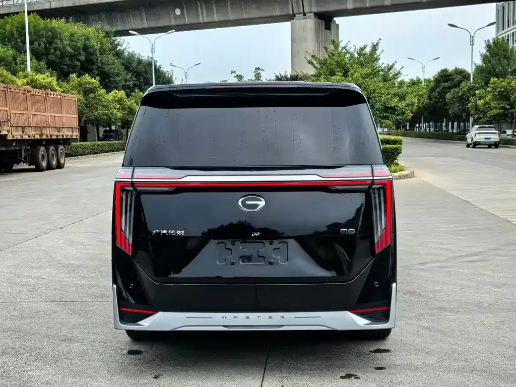 GAC Motor Trumpchi M8 — фото 3