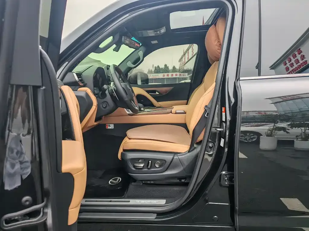Lexus LX — фото 4