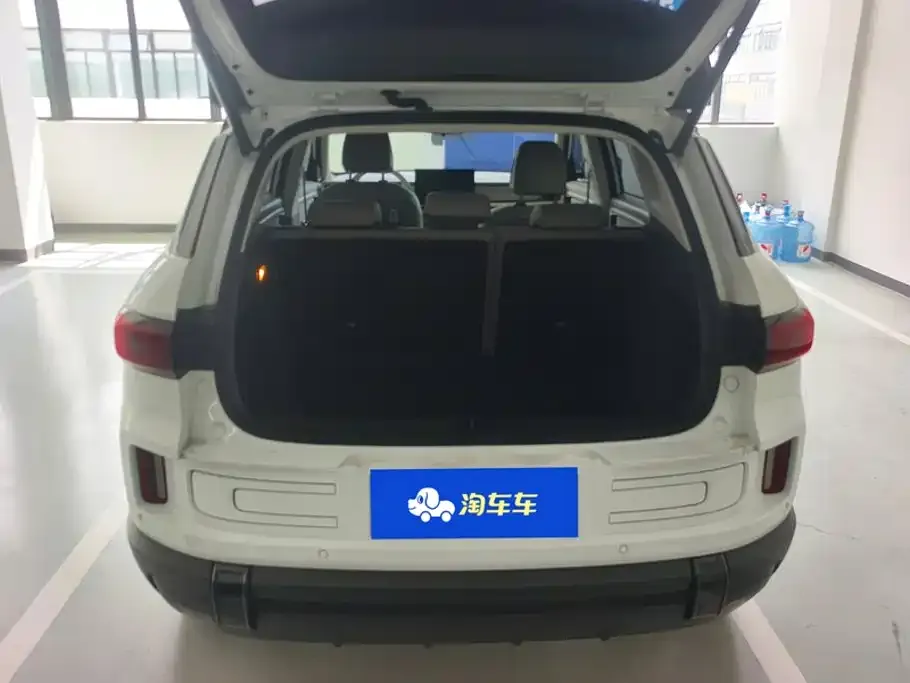 Geely Icon — фото 2