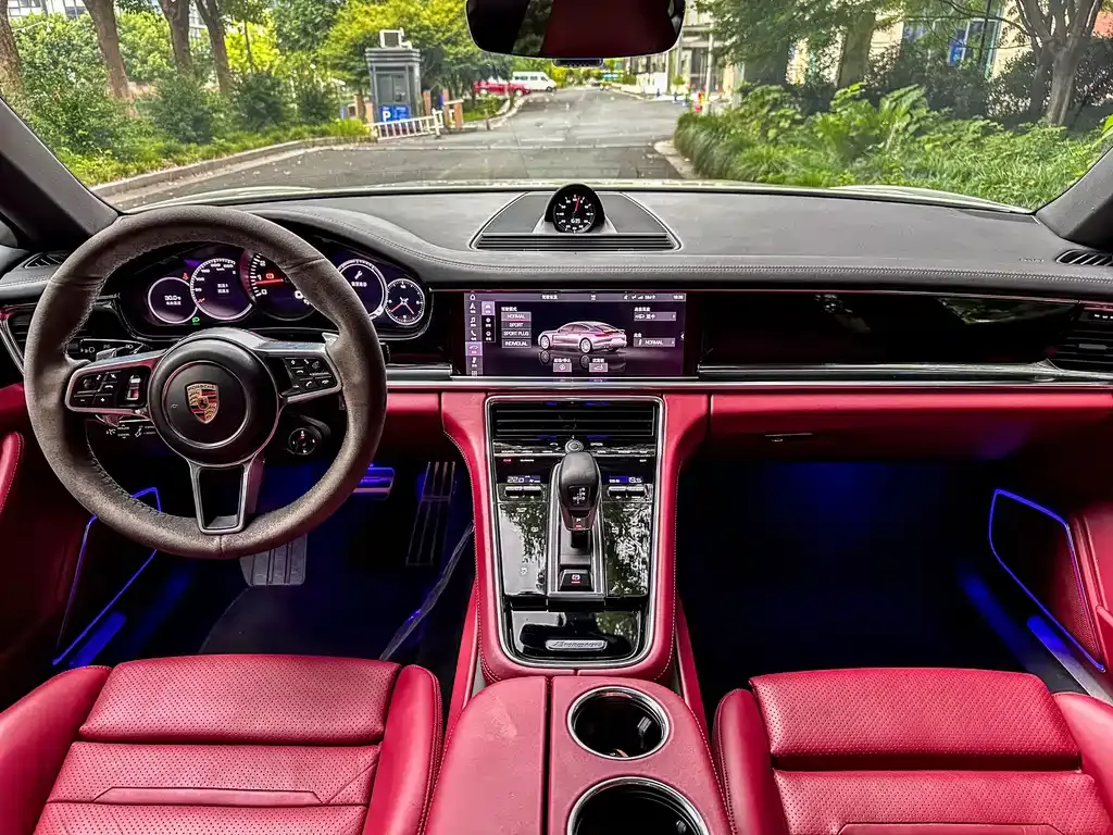 Porsche Panamera — фото 10