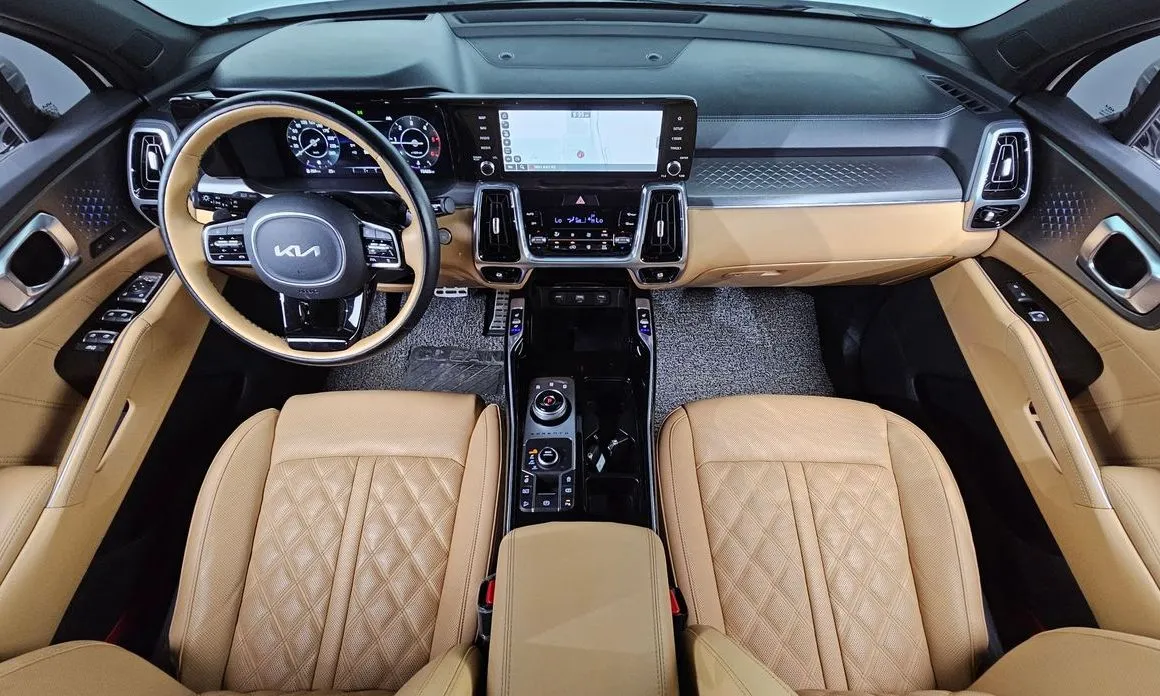 Kia Sorento — фото 9