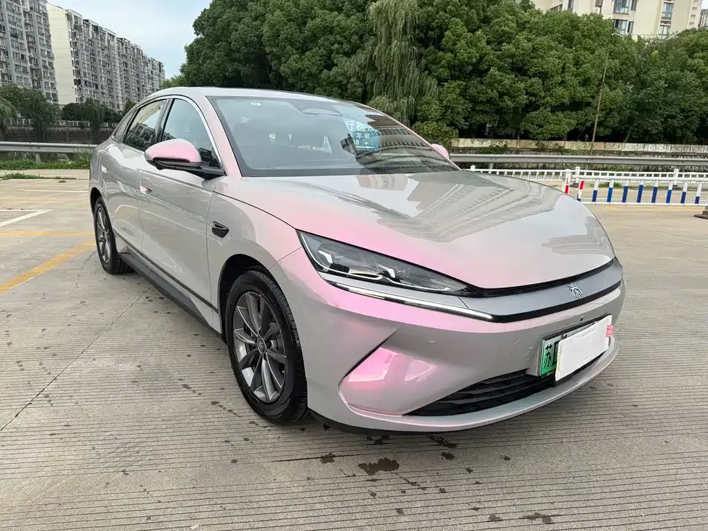 BYD Qin L — фото 10