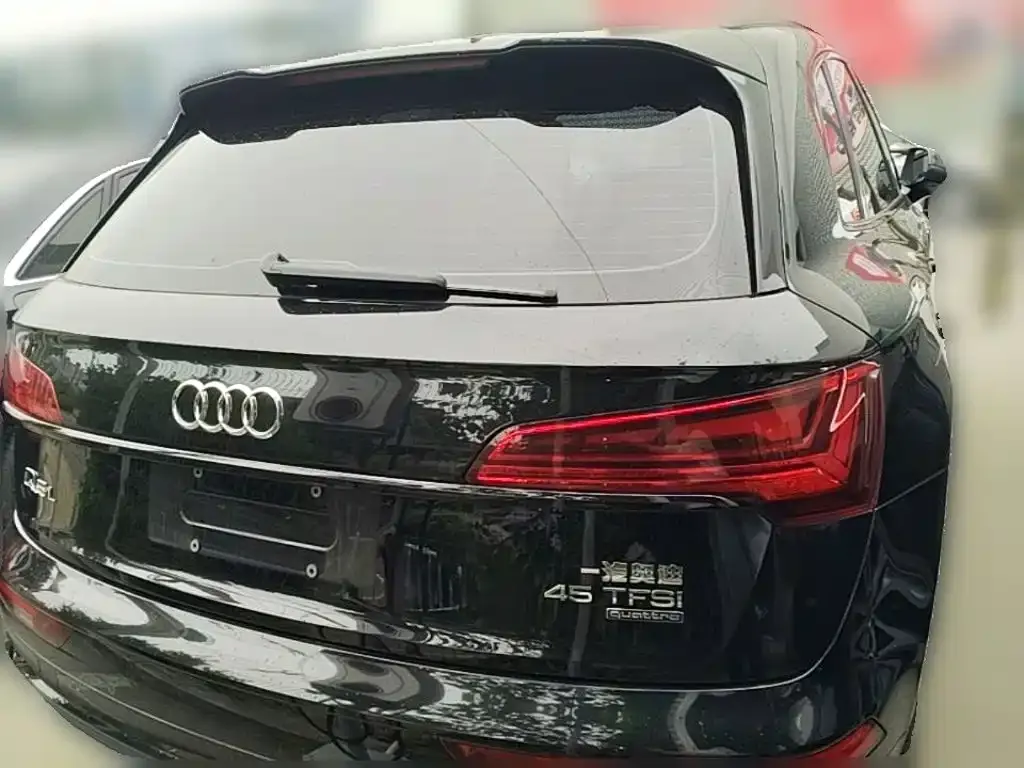 Audi Q5L — фото 2