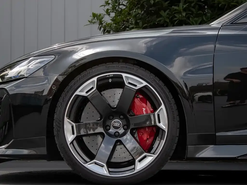 Audi RS 6 — фото 5