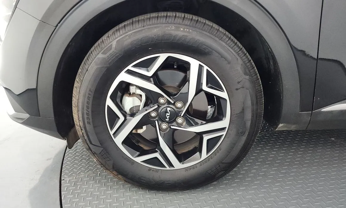 Kia Sportage — фото 9