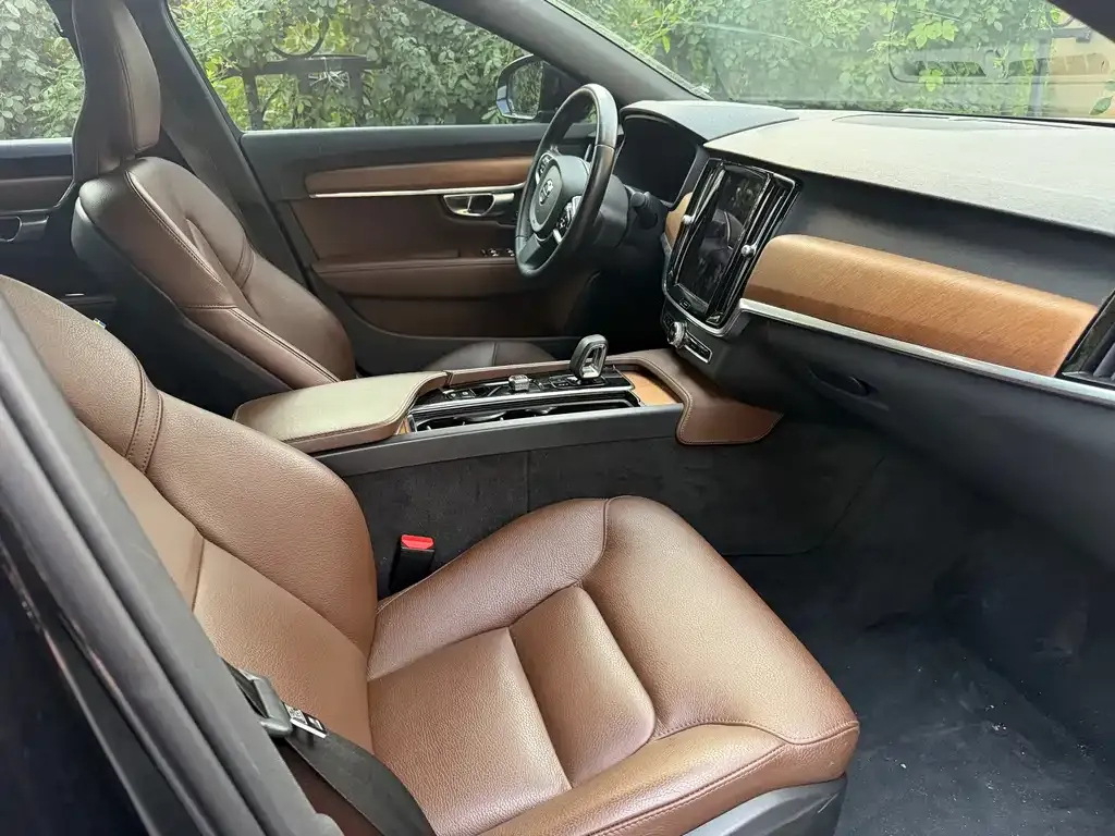 Volvo S90 — фото 7