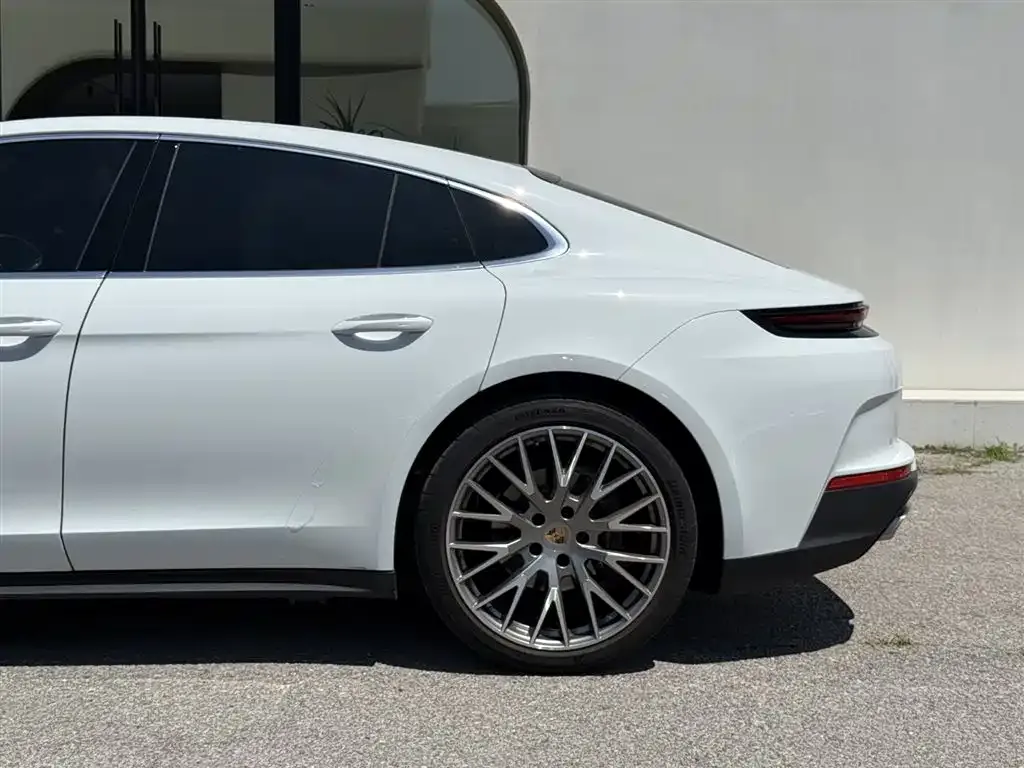 Porsche Panamera — фото 4