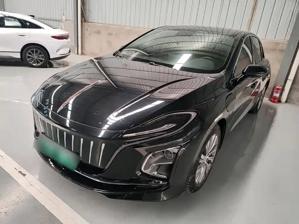 Hongqi E-QM5 — фото 7